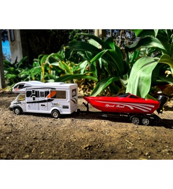 Motorhome de juguete con...